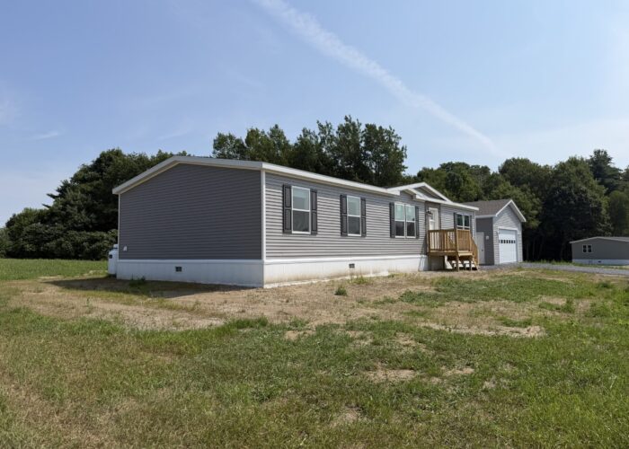 Exterior 4