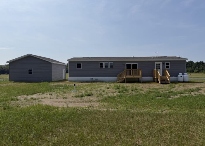 Exterior 6